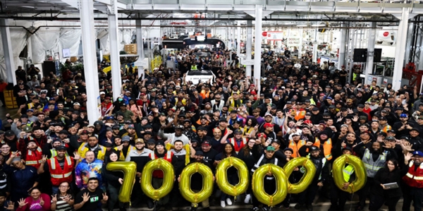 里程碑！特斯拉700萬輛下線：第三季度交付量突破46萬